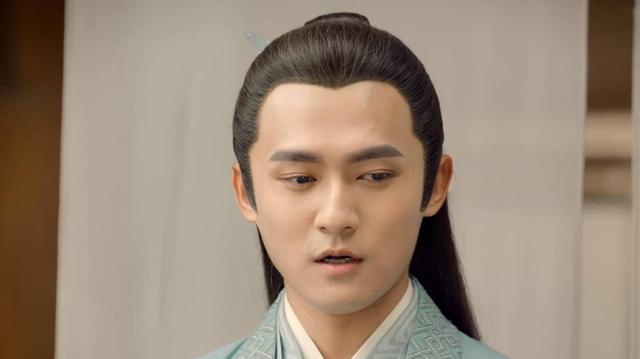 气摘掉后险些没认出来他反差感也太强了龙8国际头号玩家国色芳华：戴上眼罩帅(图14)